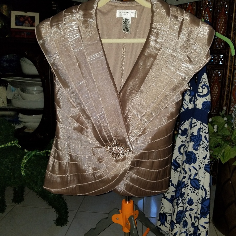Dinner/Formal top